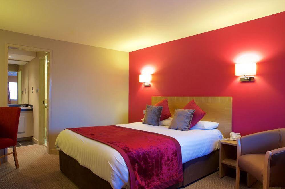 Travelodge Aberdeen Airport מראה חיצוני תמונה