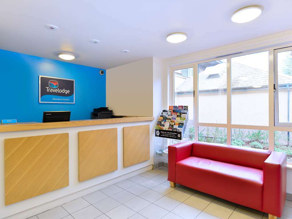 Travelodge Aberdeen Airport מראה פנימי תמונה